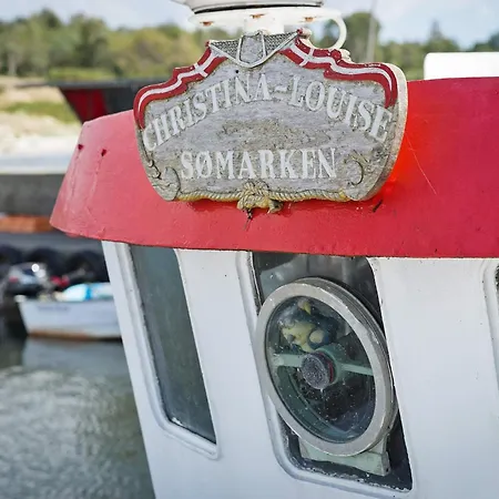 Semesterbostad With Sauna By Vester Somarken